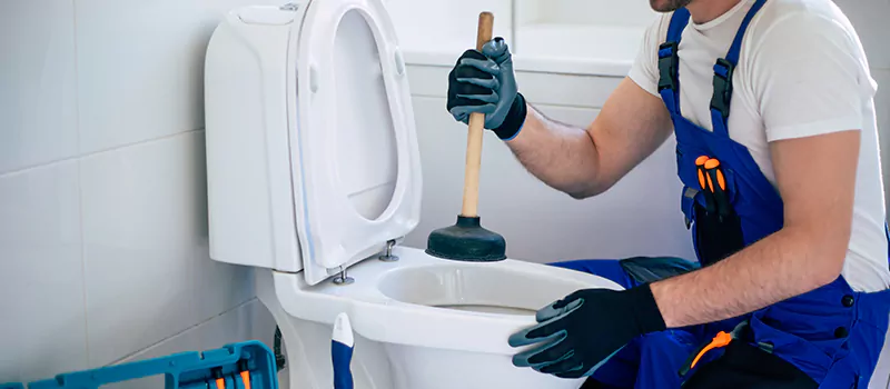 Affordable Power Flushing Services For Commercial Plumbing in Yorkville, Toronto