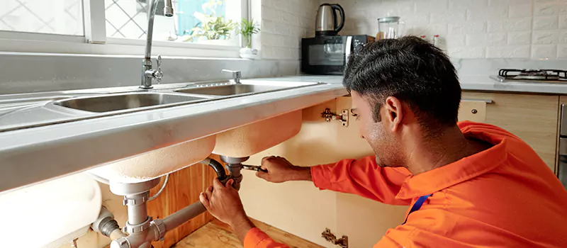 High Rise Toilet Repair and Replacement in Yorkville, Toronto